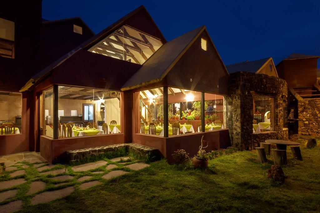 Pozo Del Cielo Hotel Chivay Eksteriør billede